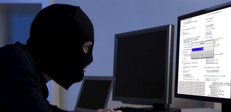 Les moyens utilisés par les hackers pour arriver à leurs fins sont classiques : hameçonnage, ransomware, chevaux de Troie et logiciels malveillants. 